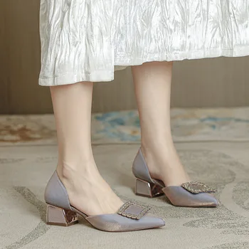 Moterų vasaros Baotou batai, sandalai, moterų storio obcasie nurodė aukšto obcasie batų, vidutinio obcasie pasakų stilių, tuščiaviduriai vieno sh